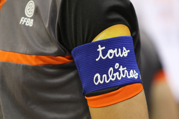 DEVENEZ ARBITRE OFFICIEL